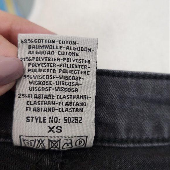 Six Denim Black Leopard Siding Jeans - Picture 9 of 9